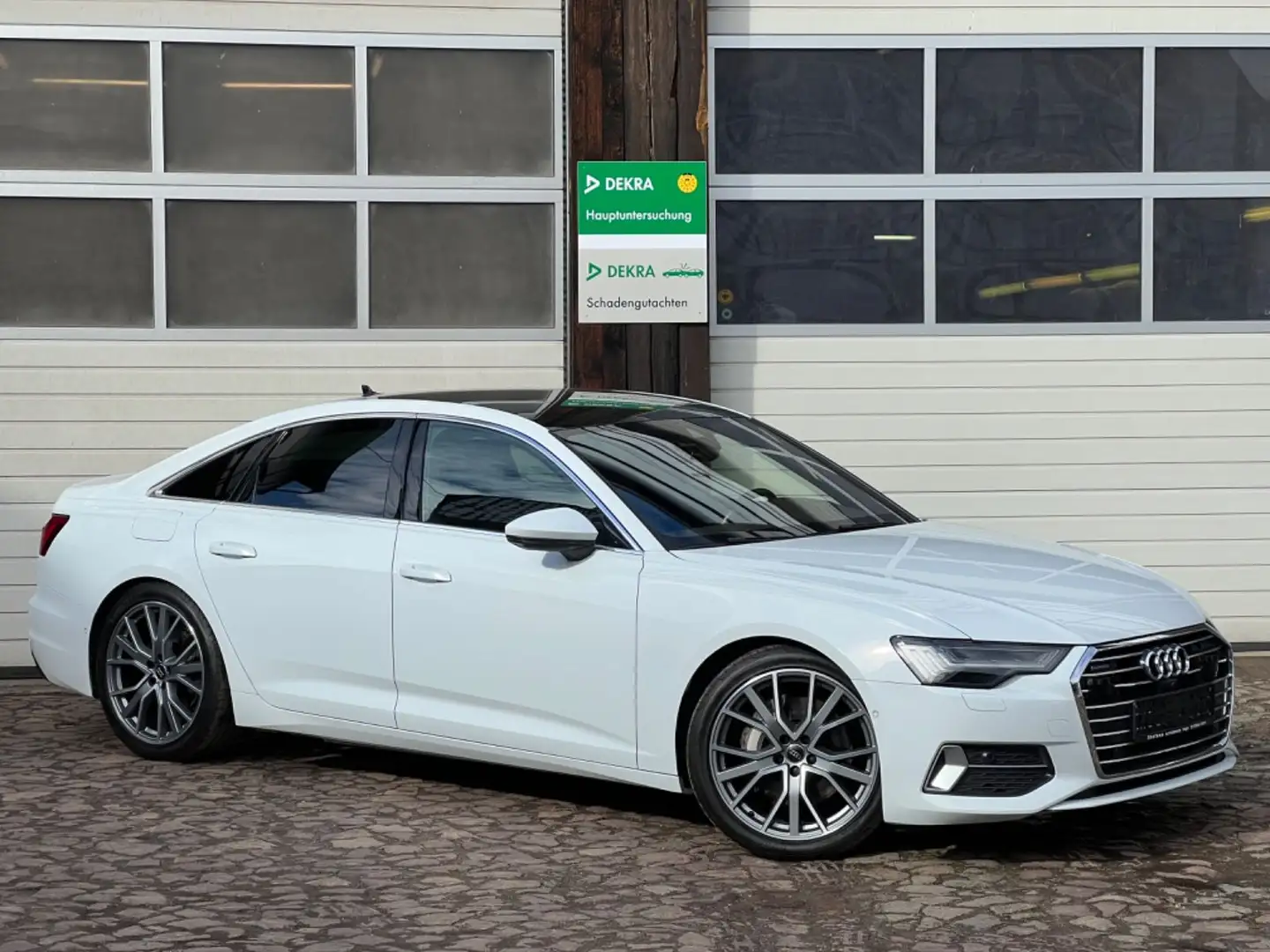 Audi A6 Lim. 50 TDI quattro sport Weiß - 1