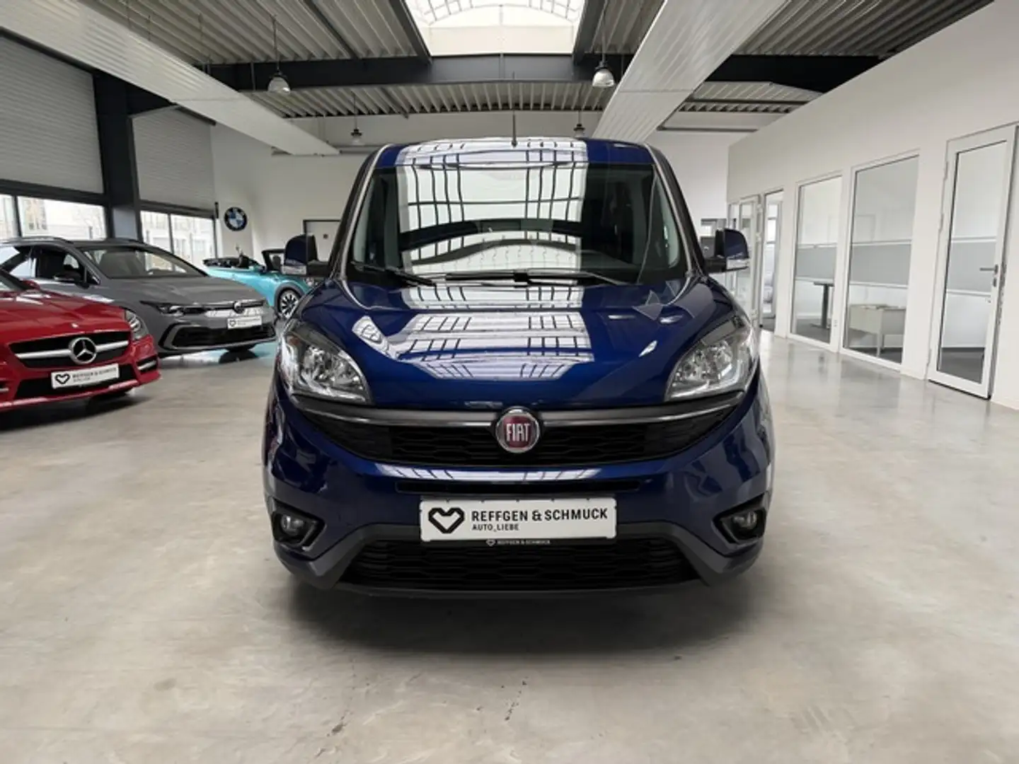 Fiat Doblo MAXI KOMBI SX KLIMA+NAVIGATION+DAB+AHK+TÜV Синій - 2