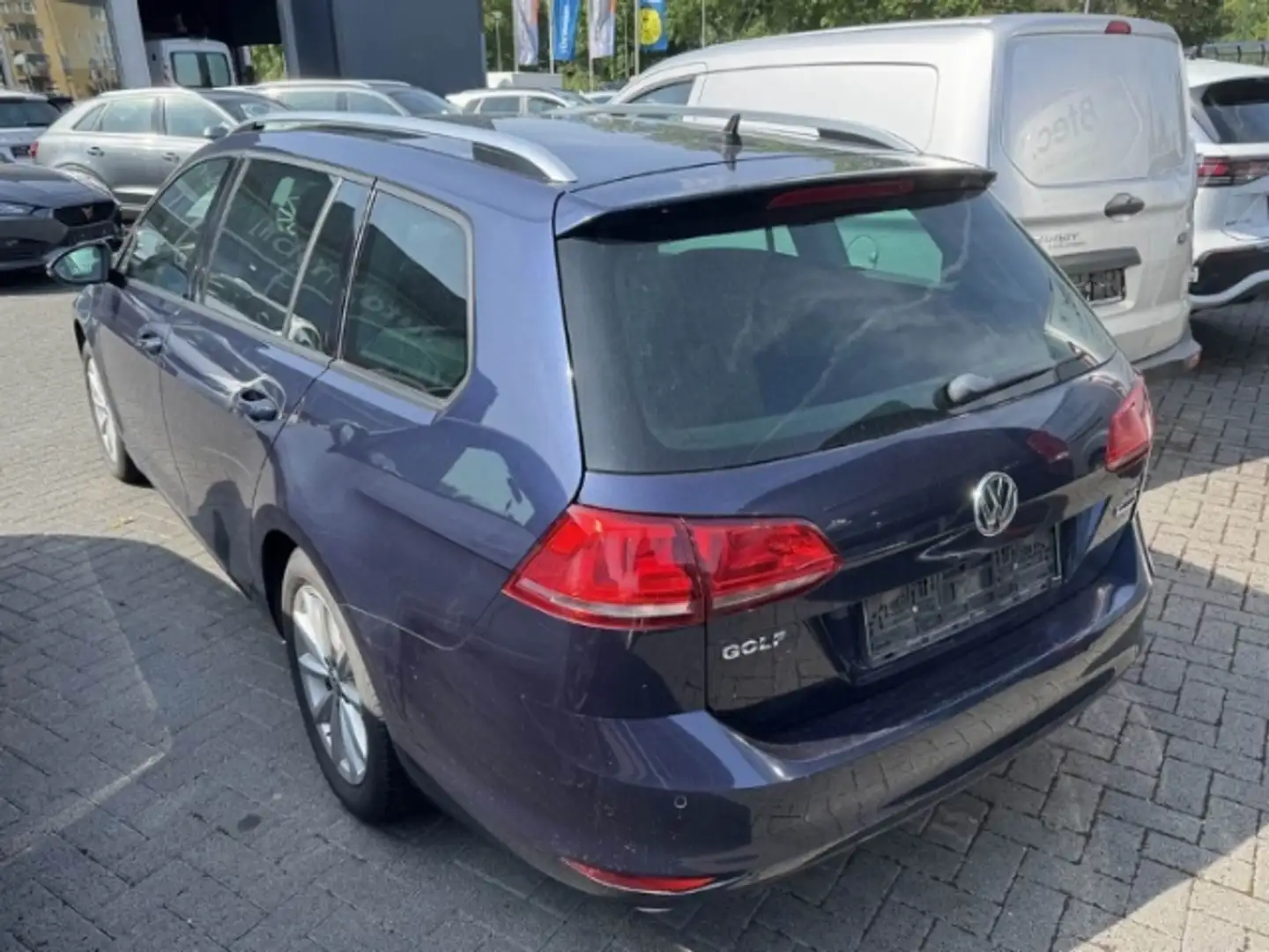 Volkswagen Golf Variant VII 1.6TDI LOUNGE+ANHÄNGEKUPPLUNG+RÜCKFAHRKAMERA Bleu - 2