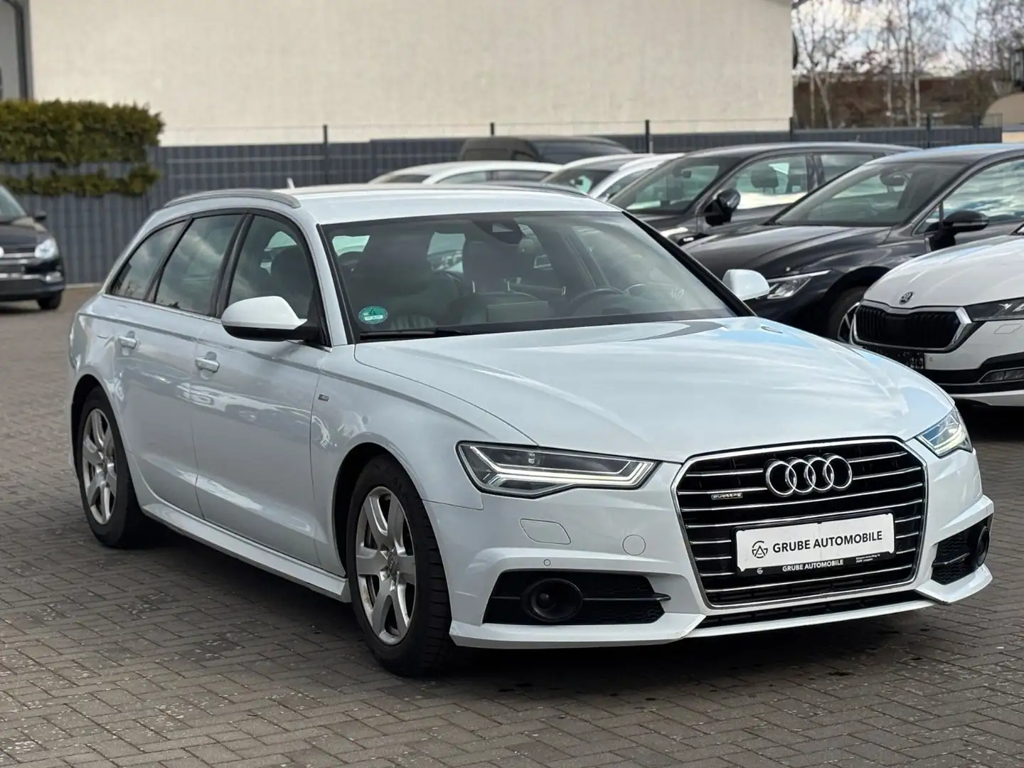 Audi A6 Avant quattro 3.0TDI S-Line Turbo-Defekt Blanc - 1