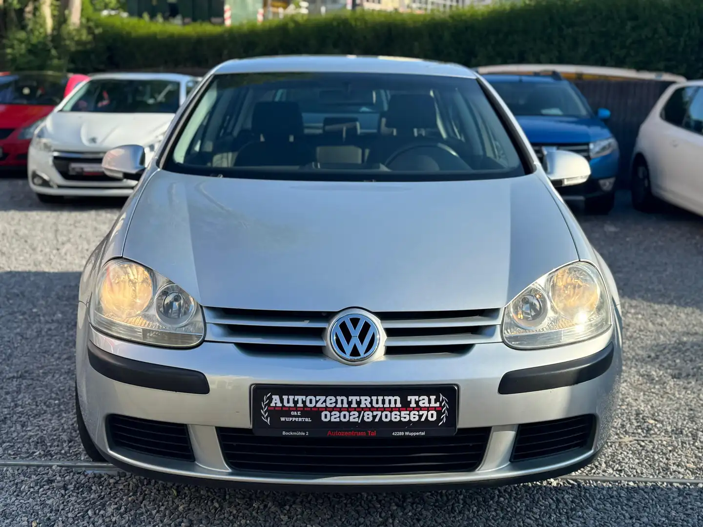 Volkswagen Golf Trendline *2-HAND*KLIMA*TÜV*5-TRG* Grijs - 2