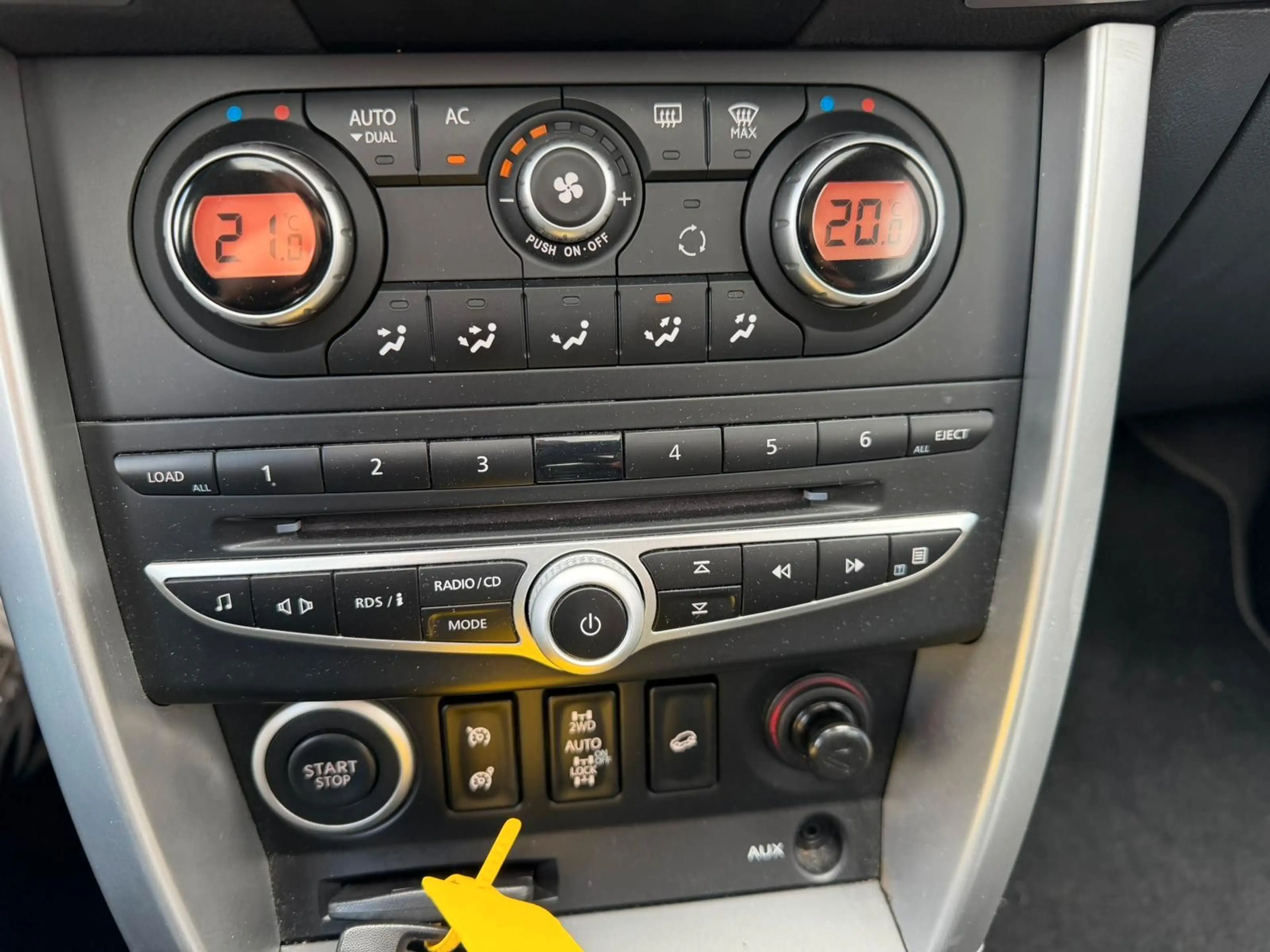 Renault Koleos Luxe * 4x4 * — photo 11