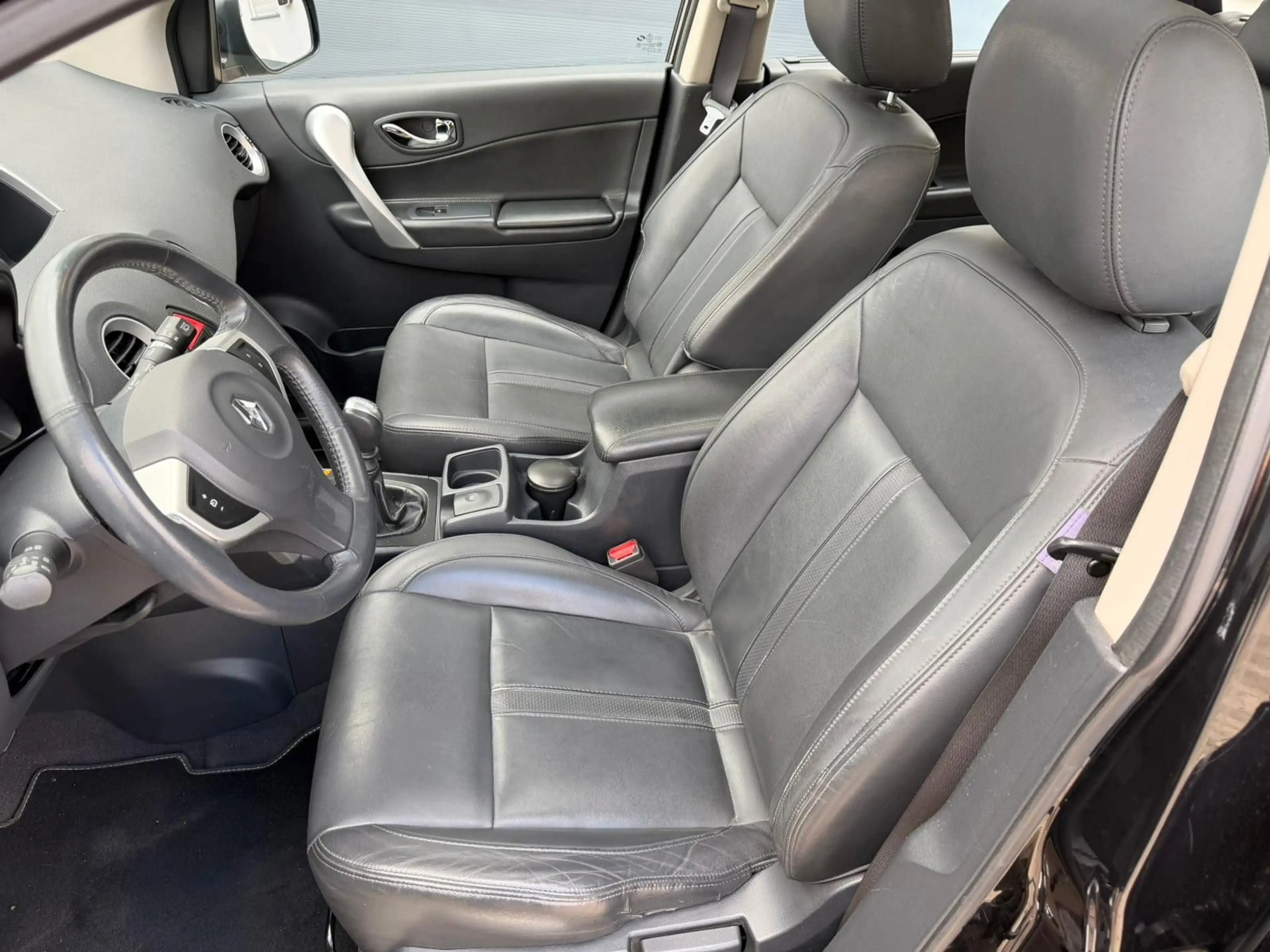 Renault Koleos Luxe * 4x4 * — photo 15
