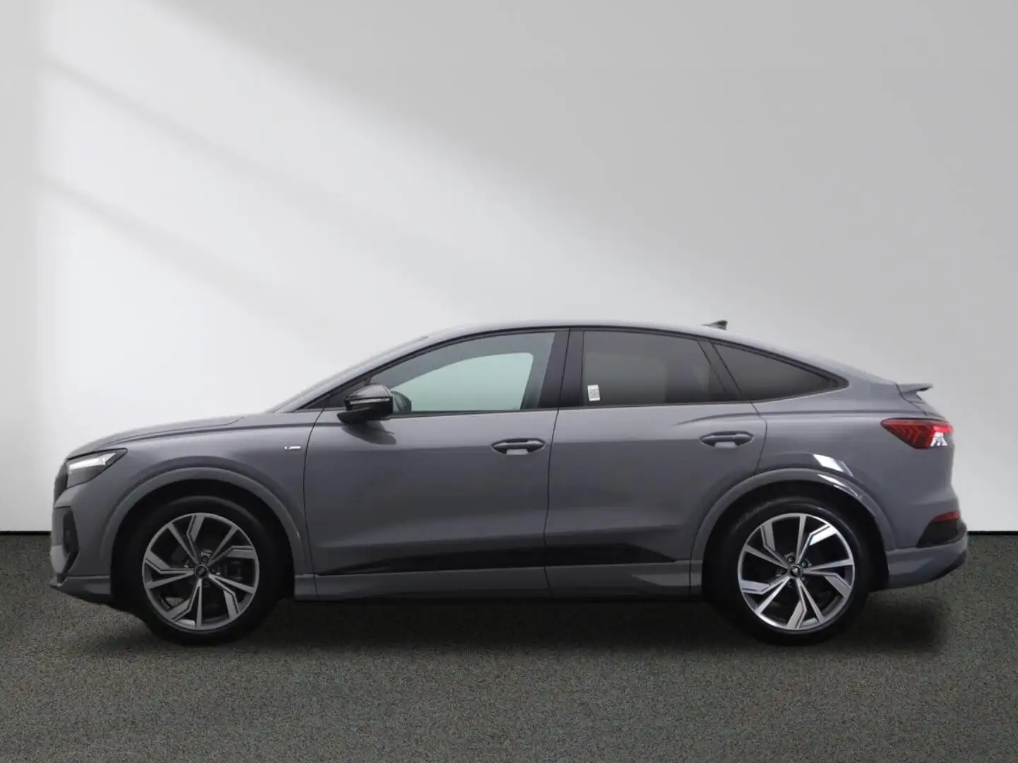 Audi Q4 e-tron Sportback 35 S-line LED Optik-Paket Grau - 2