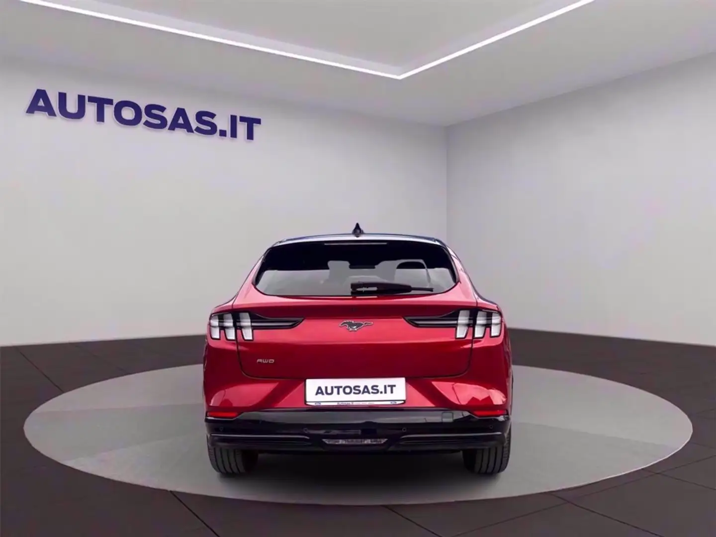 Ford Mustang Mach-E standard range awd 269cv auto Rosso - 2