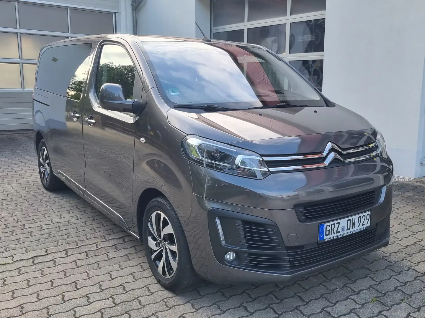 Citroen Spacetourer Shine M (L2) Gris - 2