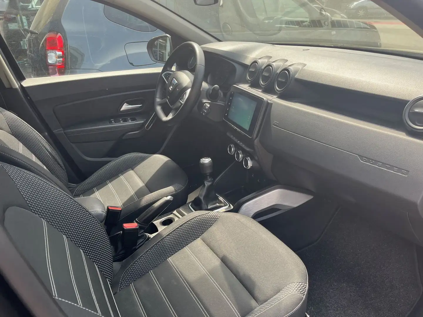 Dacia Duster TCe Prestige*Gps*Cam*Trekh*1J Gar - 2