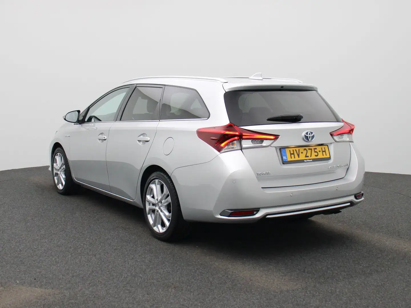 Toyota Auris Touring Sports 1.8 Hybrid Lease pro | Climate Cont Grijs - 2