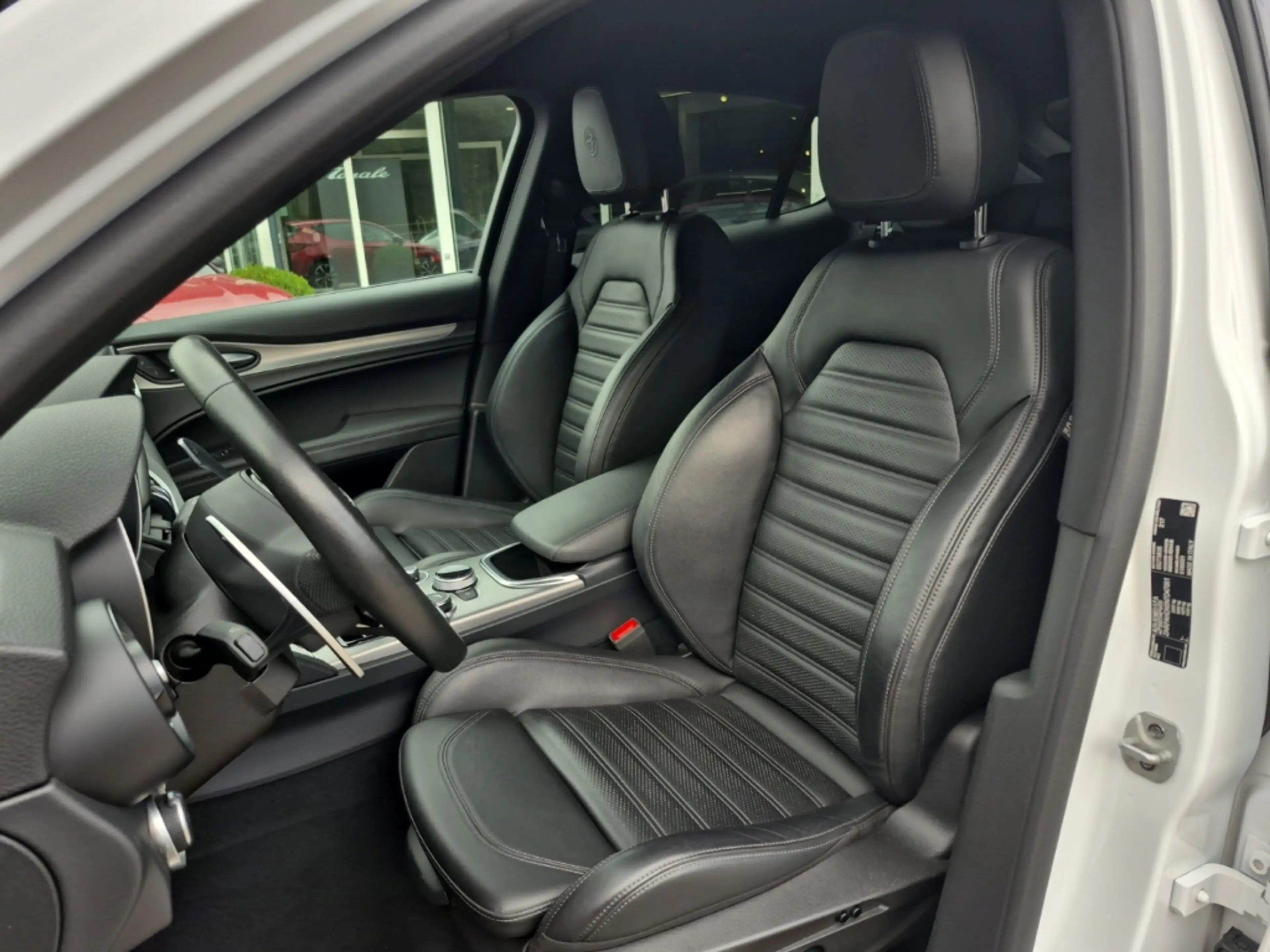 Alfa Romeo Stelvio Veloce Q4 21''LM-Turismo Navi Komfortpaket — photo 7