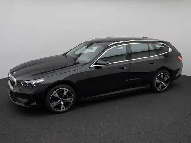 BMW I5 view 12