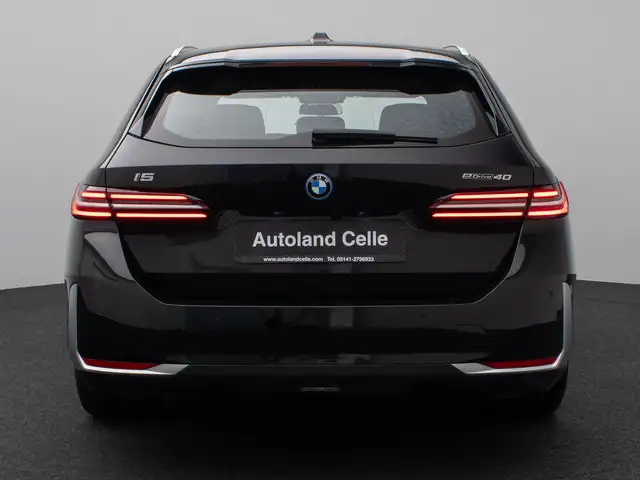 BMW I5 view 8