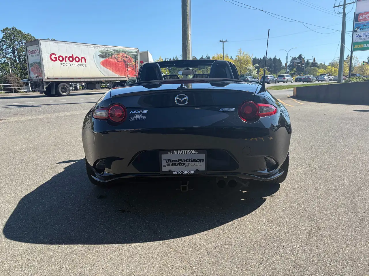 Mazda MX-5 Miata снимка Mazda MX-5 Miata