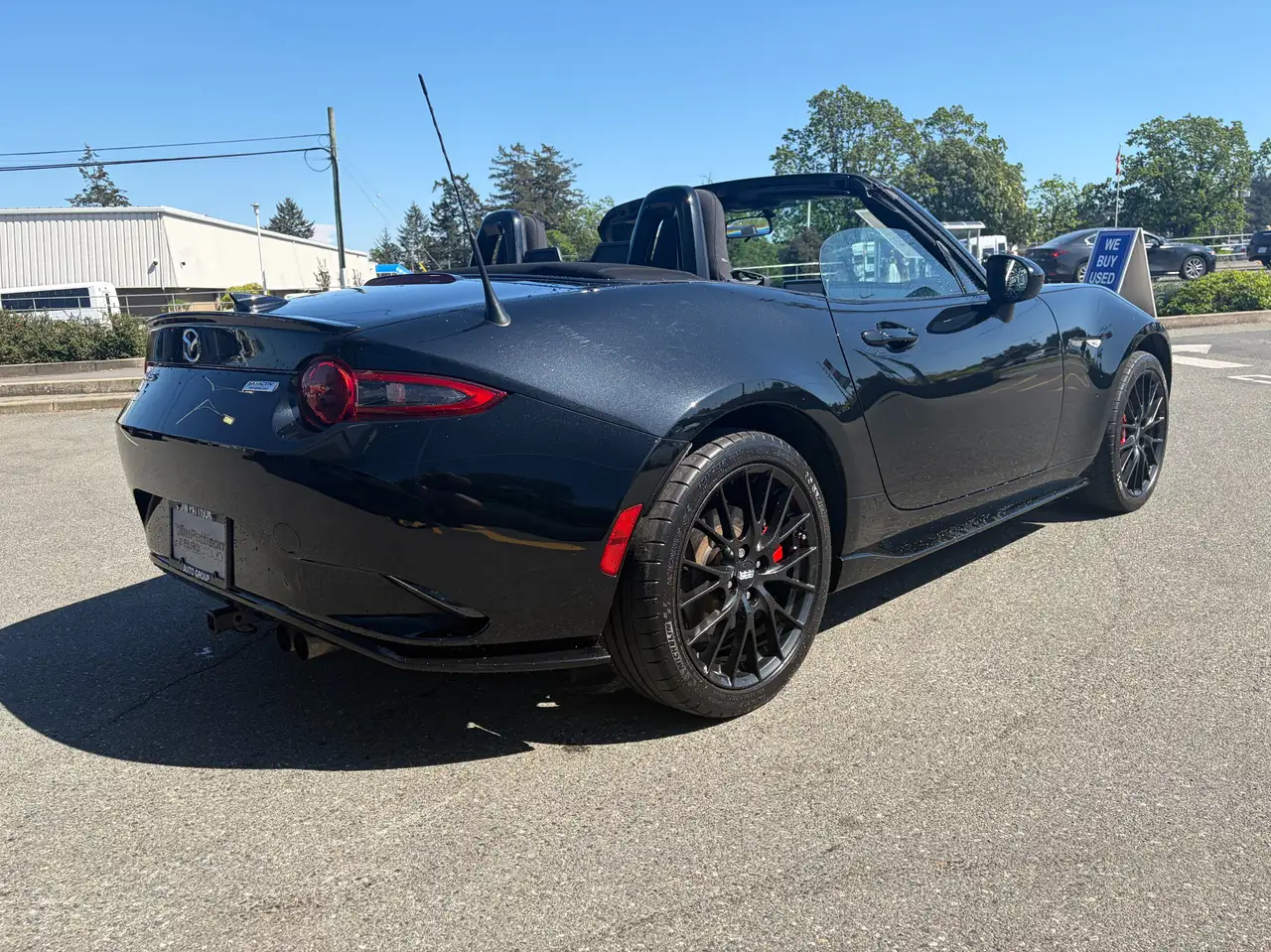 Mazda MX-5 Miata снимка Mazda MX-5 Miata