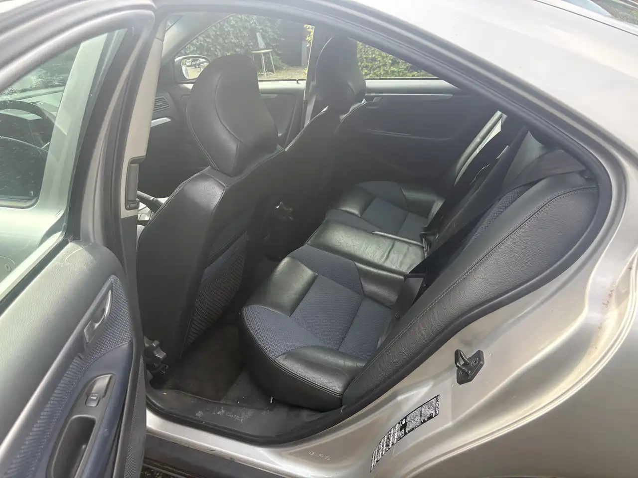 Volvo S60 T5, foto 9