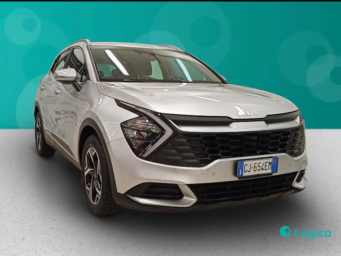 Kia Sportage 1.6 T-GDi MHEV Business Stříbrná - 1