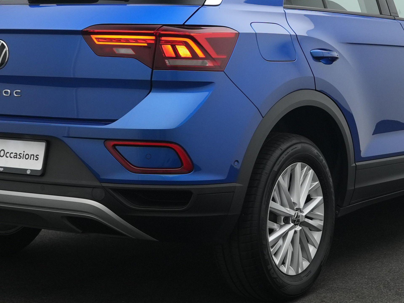 Volkswagen T-Roc 1.5 TSI 150pk Life | Adaptive Cruise | LED |  App- — photo 12