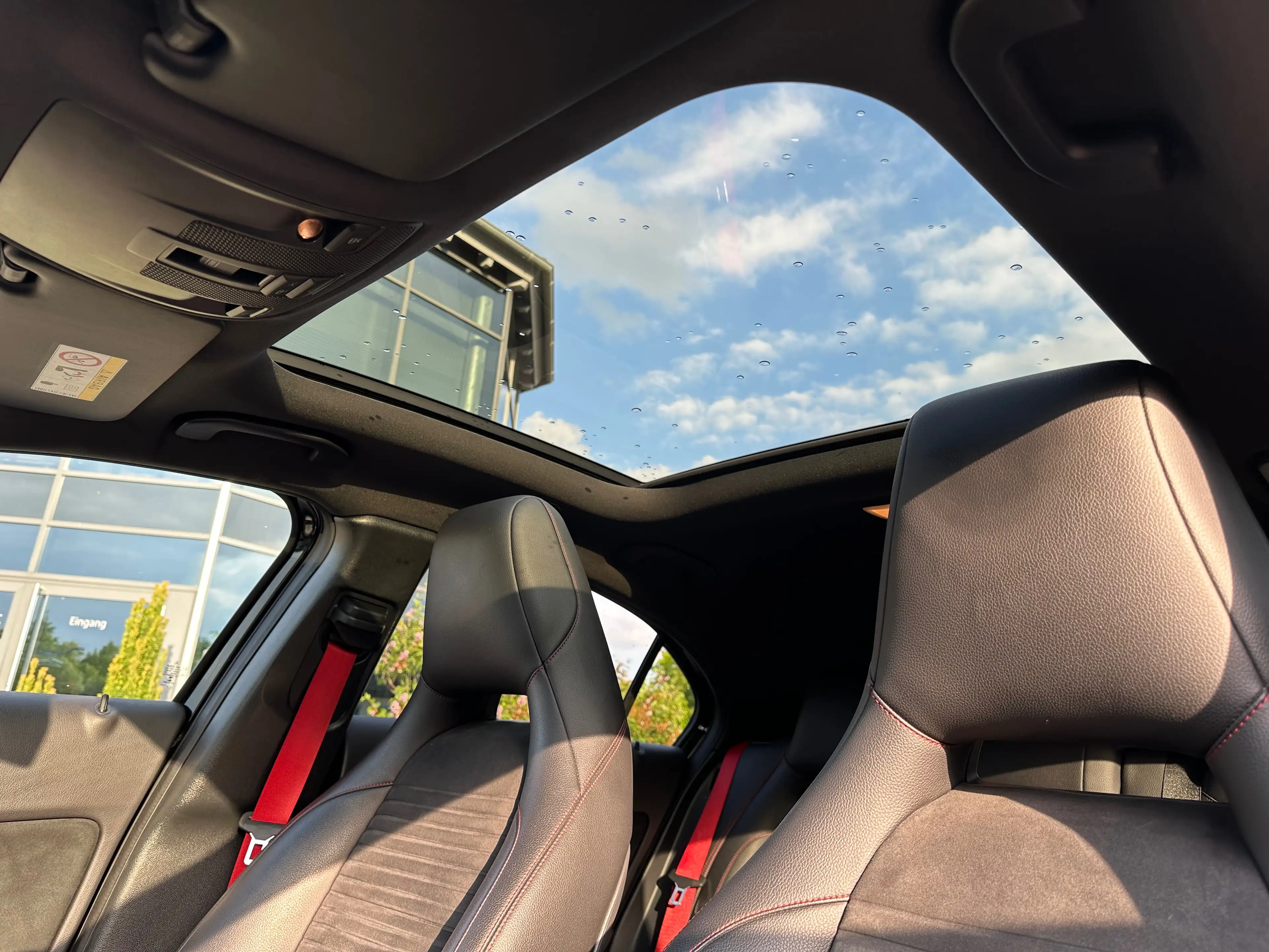 Mercedes-Benz A 45 AMG A 45 AMG 4Matic RFK/NAVI/LED — photo 13