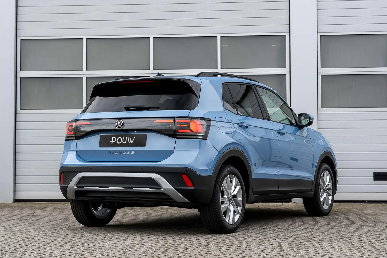 Volkswagen T-Cross 1.0 TSI 95pk Life Edition | Comfort Pakket | Achte Blauw - 2