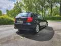 BMW 118 EURO5 AIRCO 159000Km CT BLANCO + FEUILLE ROSE Zwart - thumbnail 7