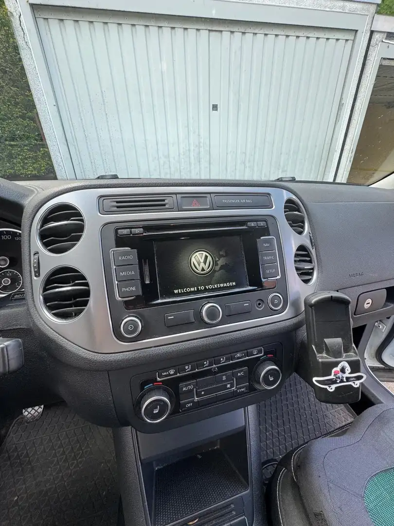 Volkswagen Tiguan Cup Sport & Style BMT Weiß - 2