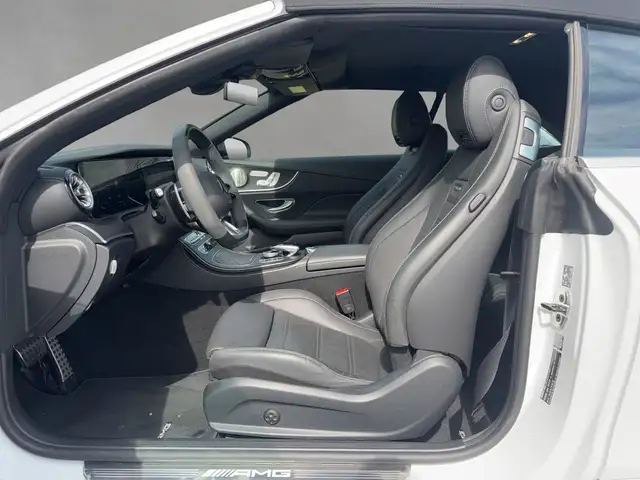 Mercedes-Benz E Class view 8