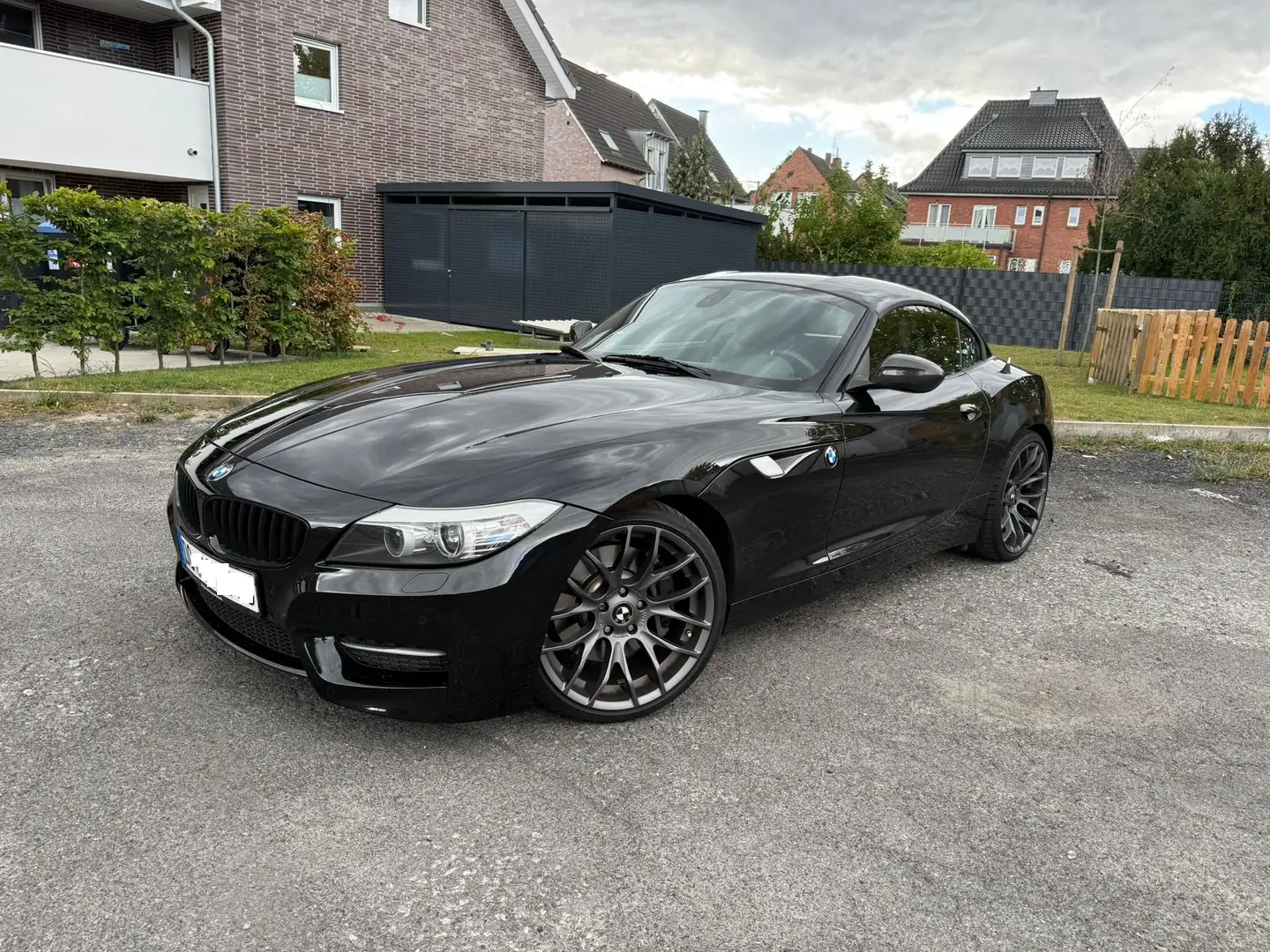 BMW Z4 Z4 3.5IS Schwarz - 1