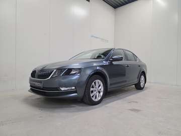 1.6 TDI Autom. - 31.666 km! Apple CarPlay - Top...