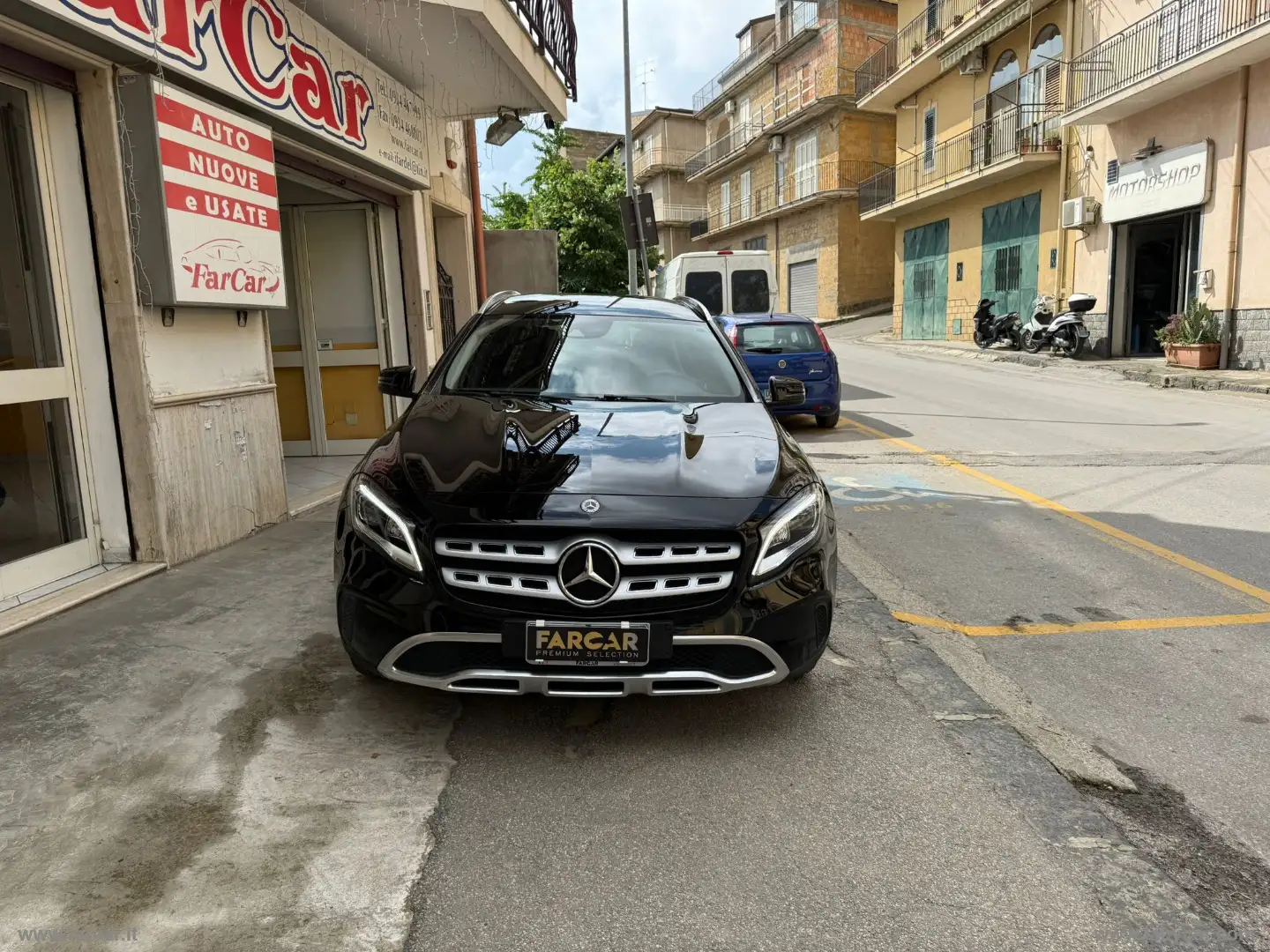 Mercedes-Benz GLA 200 GLA 200 d Automatic Sport CROSS Nero - 2