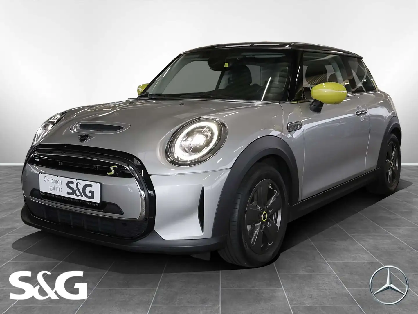 MINI Cooper SE Essential Trim KAMERA+CARPLAY+LED+16" Silber - 1