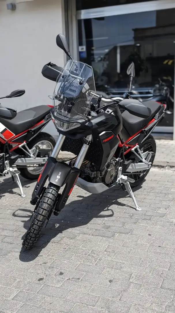 Aprilia Tuareg Geel - 1