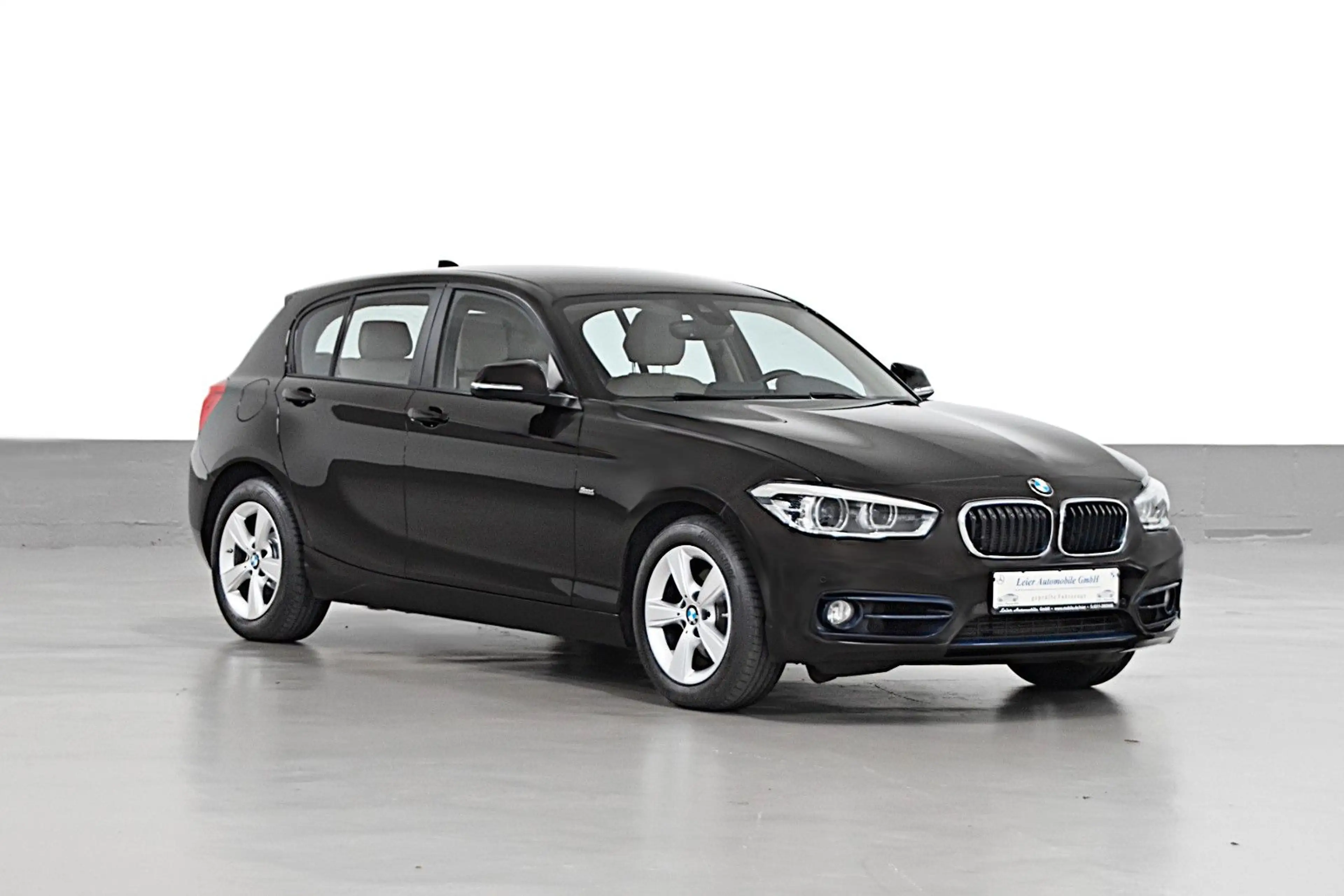 BMW 120 D SPORT LINE*AUS 2 HAND*FINANZIERUNG MÖGLICH*