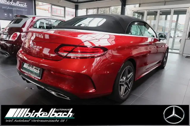 Mercedes-Benz C Class view 4