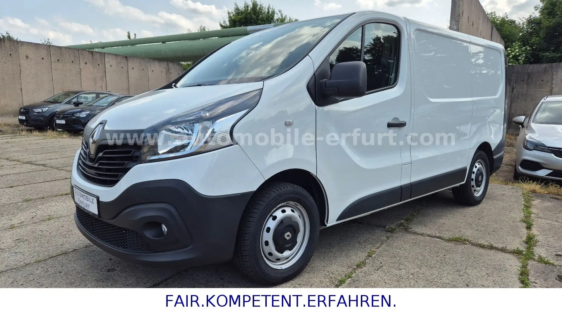 Renault Trafic Kasten L1H1 2,7t Komfort*SORTIMO*NAVI*SHZ Weiß - 1