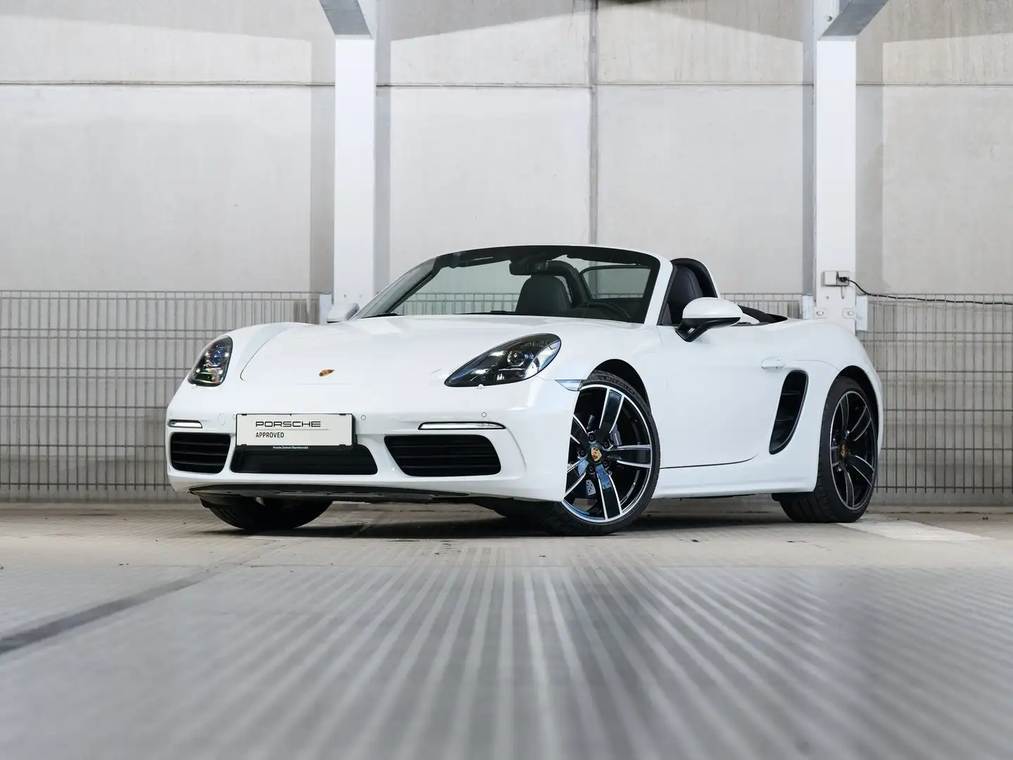Porsche 718 Boxster Blanc - 1