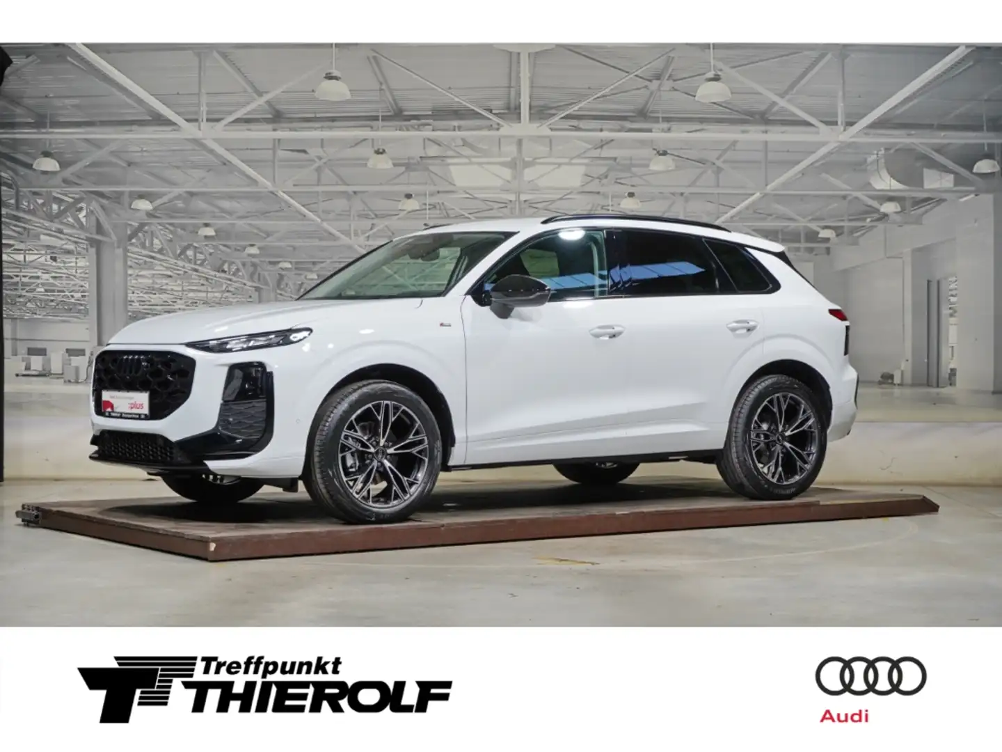 Audi Q3 SUV TFSI S tronic line AHK Weiß - 1