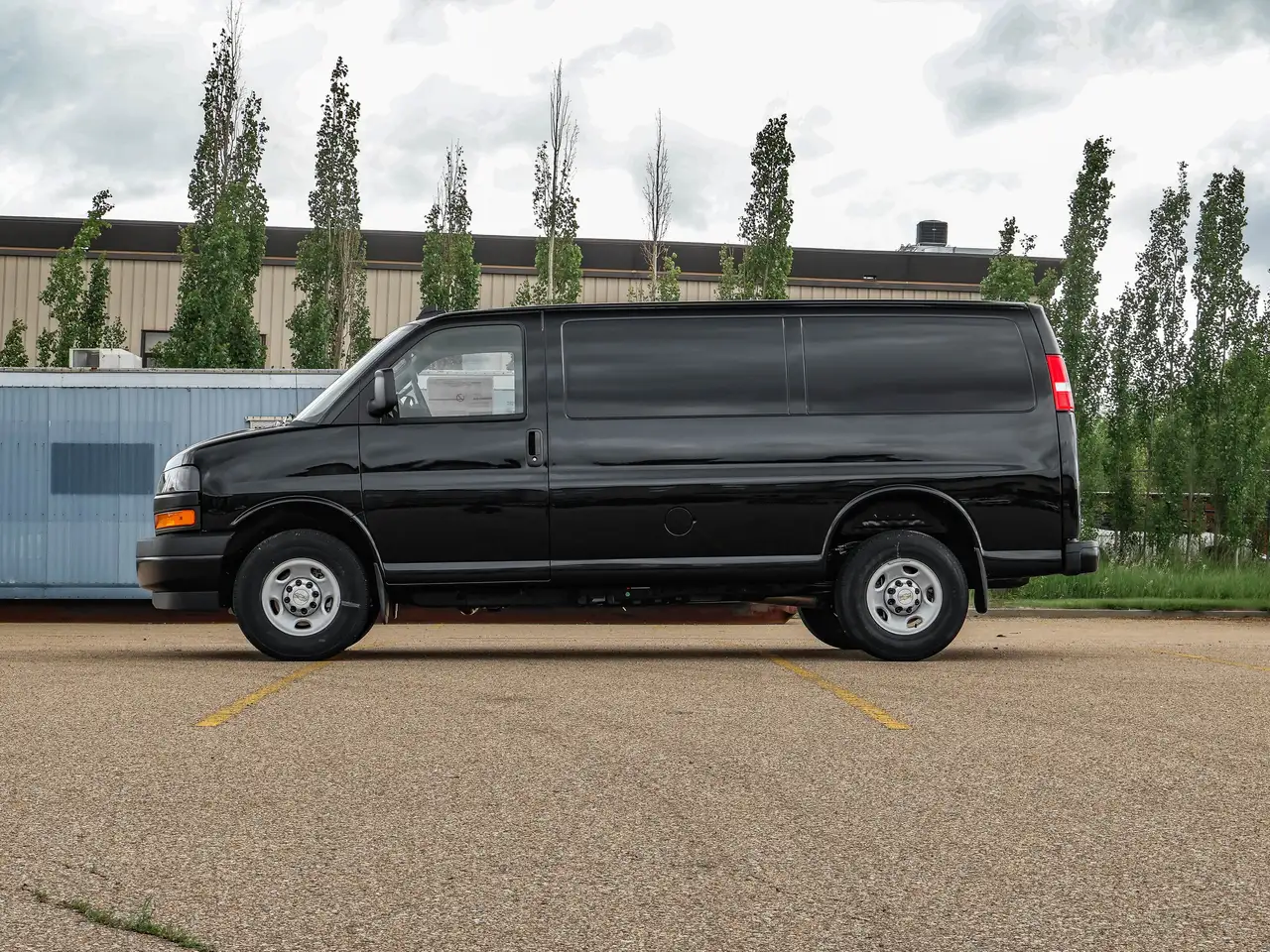 Chevrolet Express 2500 снимка Chevrolet Express 2500