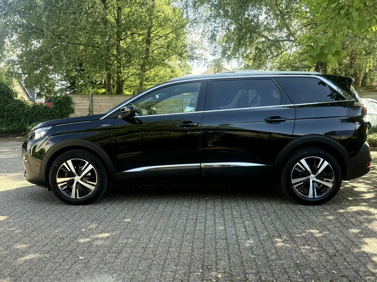 Peugeot 5008 5008 BlueHDi 130 EAT8 GT-line *7 ZITPLAATSEN* Zwart - 2