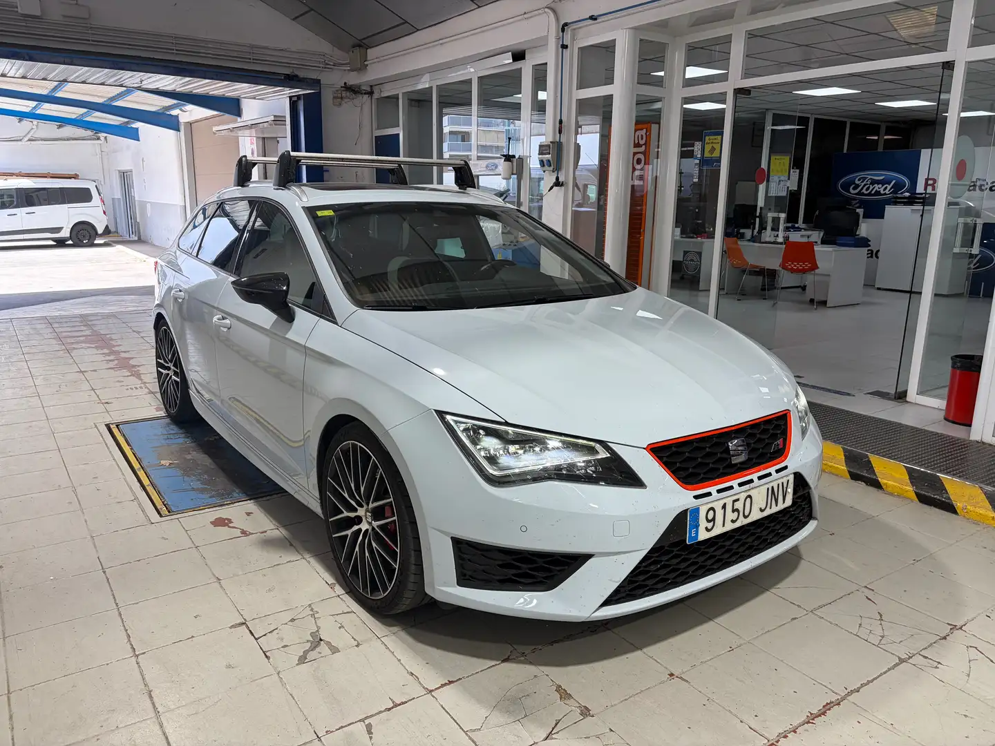 SEAT Leon León ST 2.0 TSI S Gris - 1