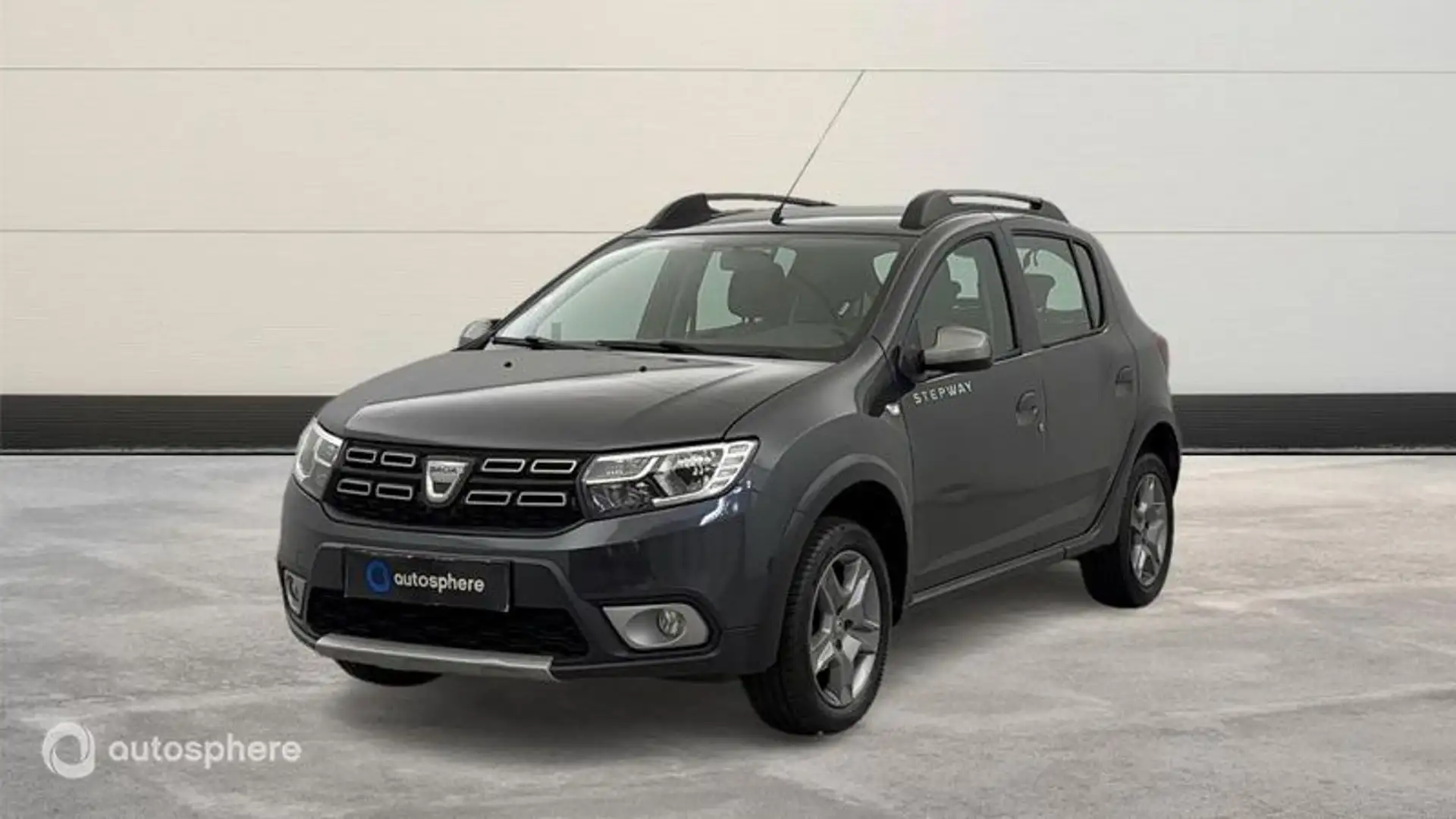Dacia Sandero 0.9 TCe 90ch Stepway - 19 - 1