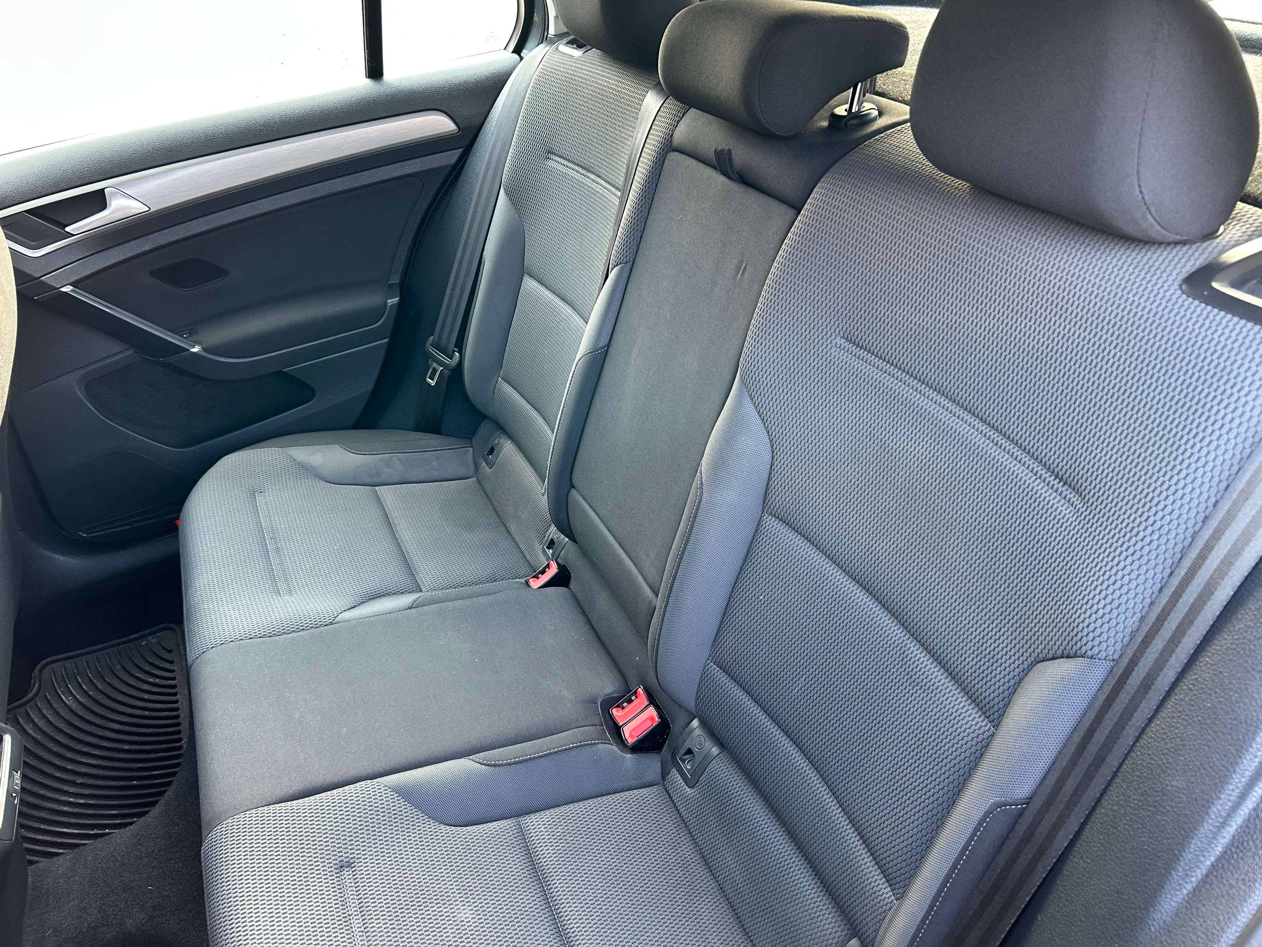 2015 Volkswagen Golf 5dr HB Auto 1.8 TSI Comfortline thumb 17