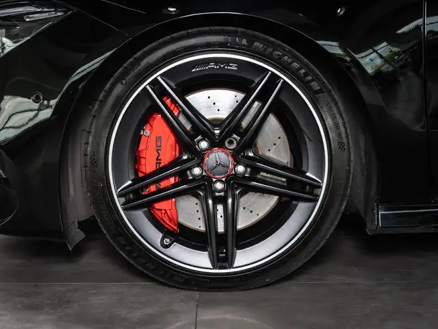 Mercedes-Benz CLA view 4