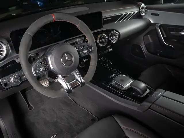 Mercedes-Benz CLA view 11
