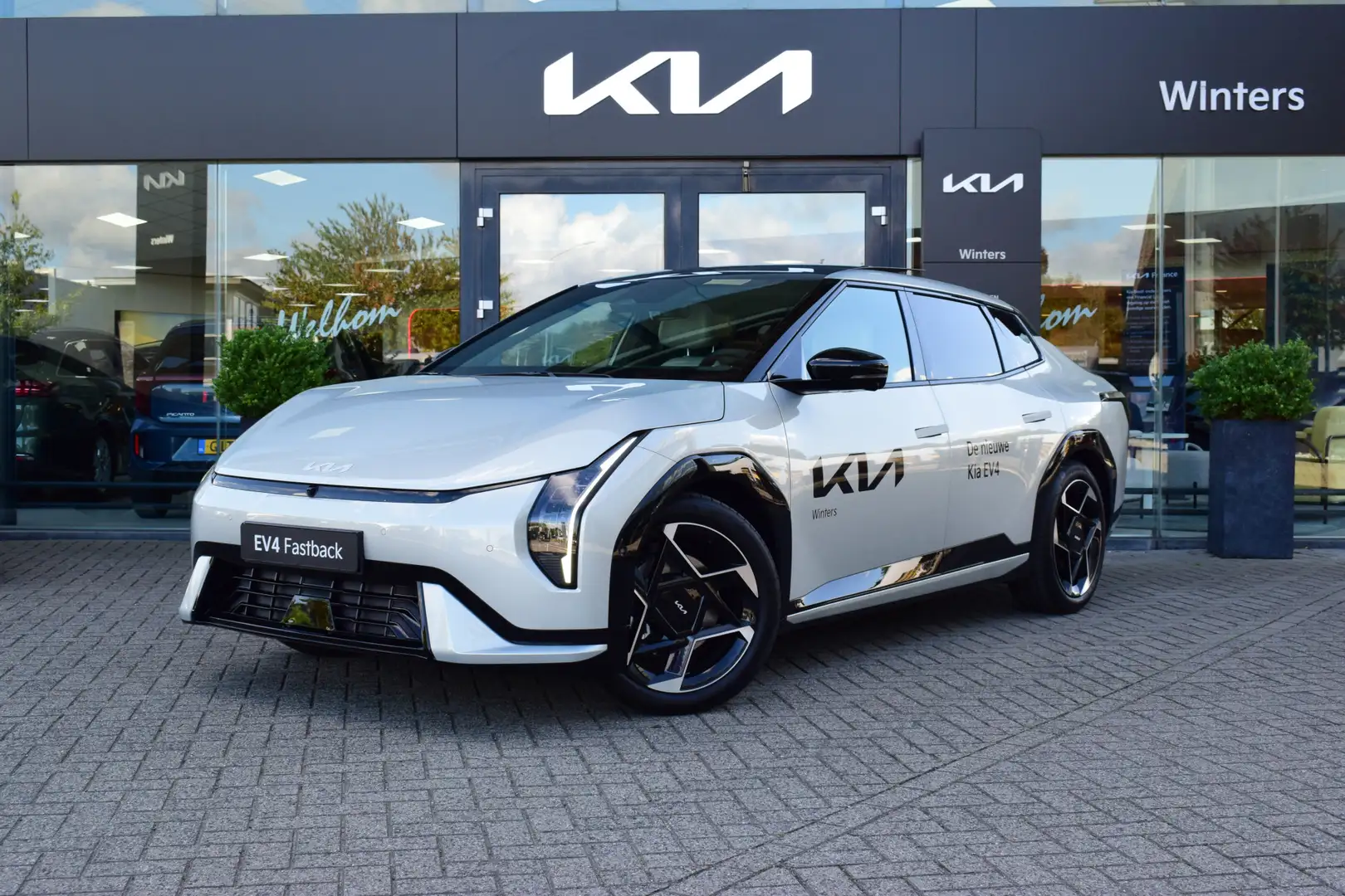 Kia EV4 Fastback GT-PlusLine 81.4 kWh | Direct leverbaar | Argent - 1