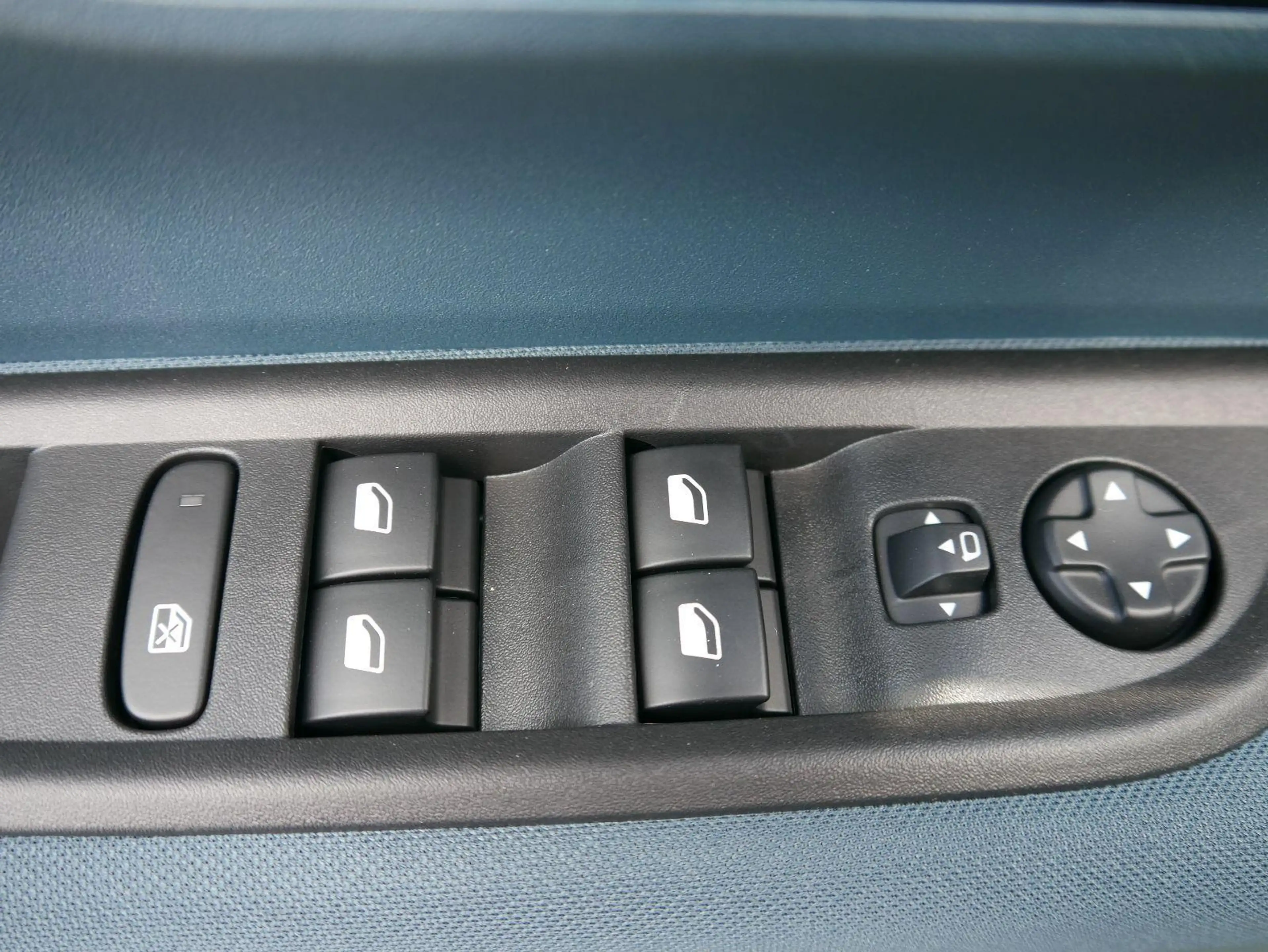 Fiat Grande Panda BUSINESS EDITION HYBRID 1.2*NAVI*PDC*KAMERA*LED... — photo 9