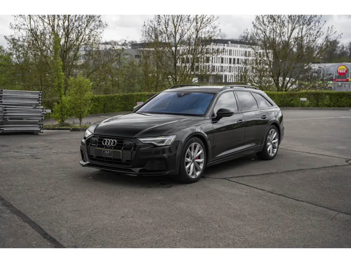 Audi A6 allroad V6 3.0 quattro Noir - 1