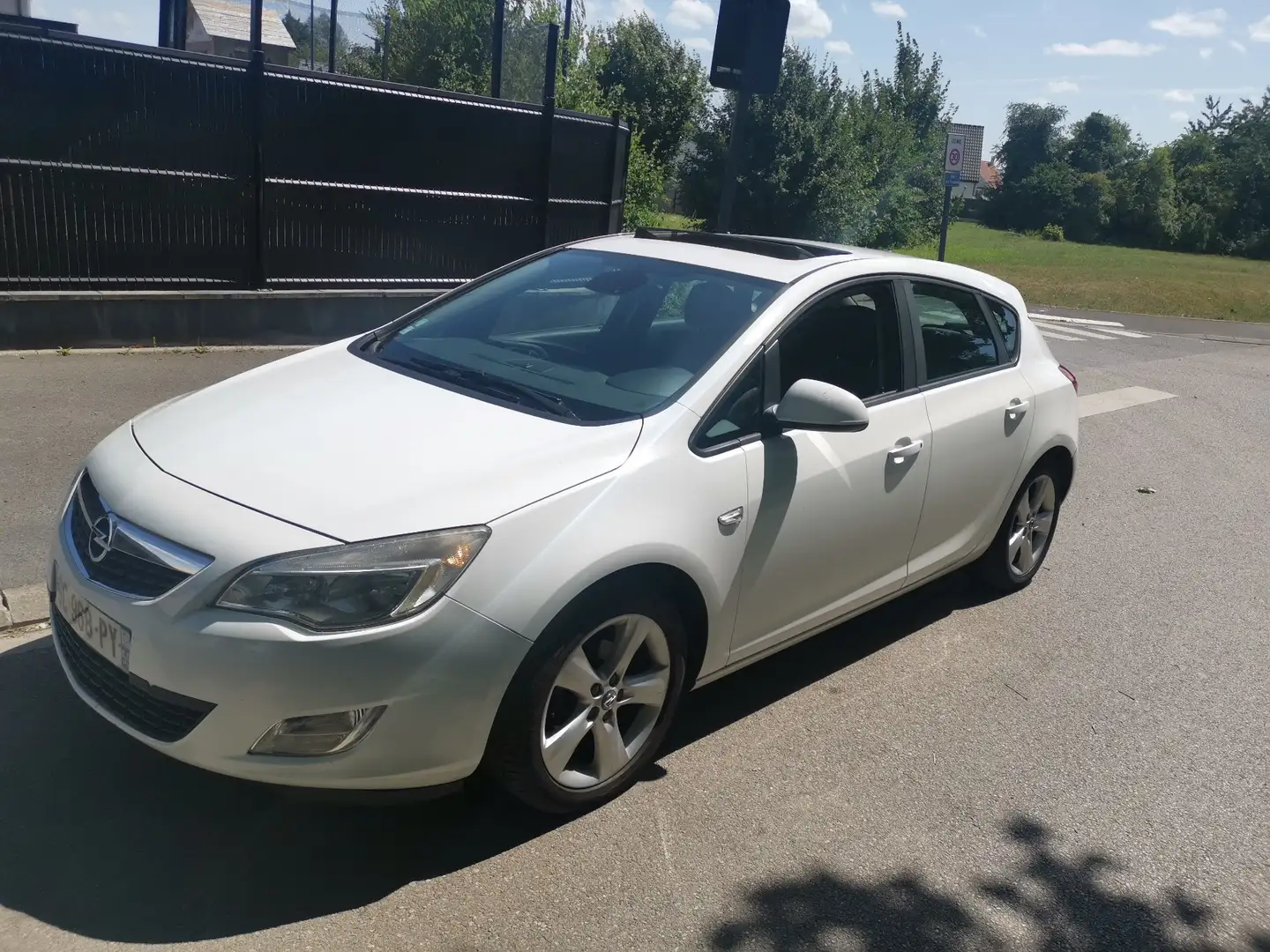 Opel Astra AFFAIRES 1.3 CDTI 95 CH ECOFLEX START/STOP PACK CL - 1