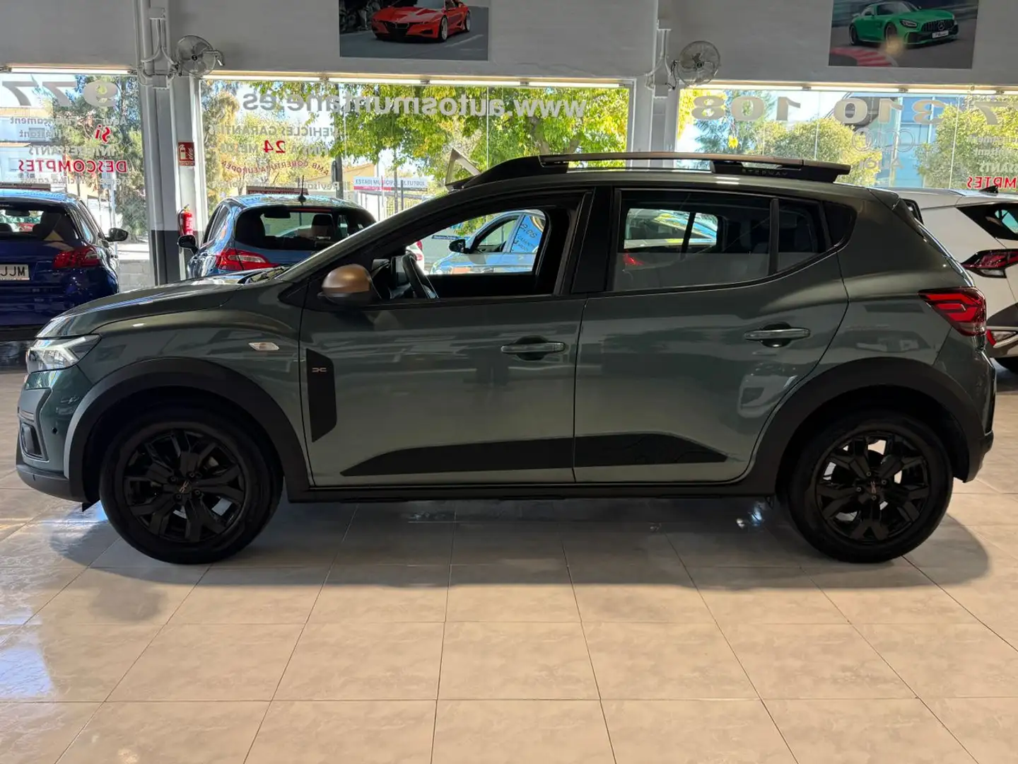 Dacia Sandero STEPWAY 1.0GLP 101CV EXTREME GO.- " NACIONAL ".- " Verde - 2