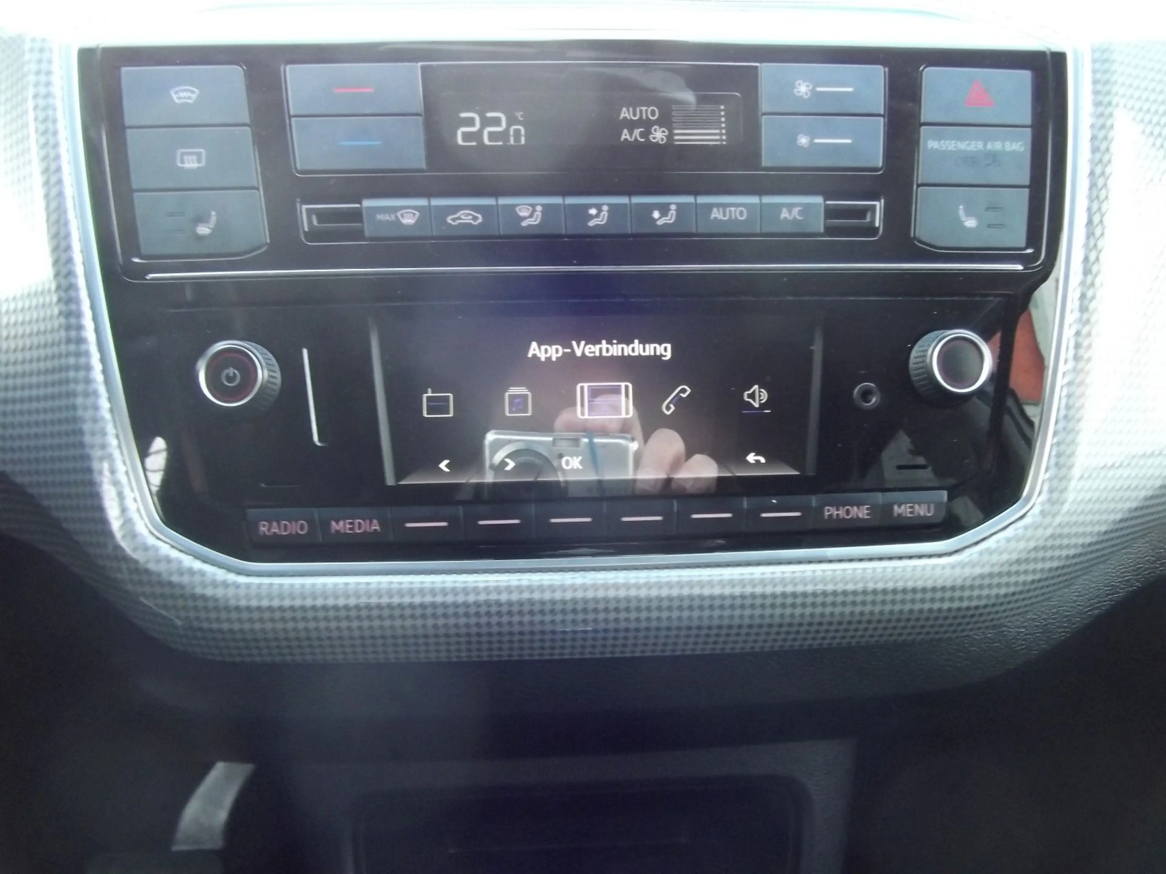 Volkswagen up! e-up! — photo 8