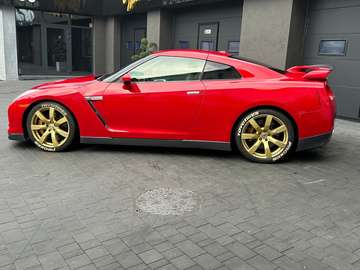 GT-R Black Edition