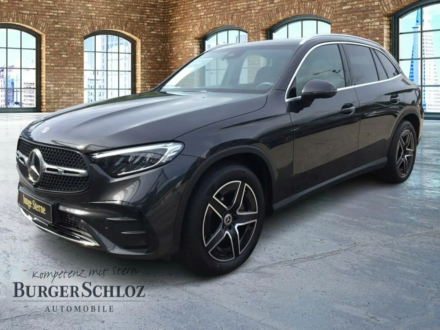 Mercedes-Benz GLC 220 d 4MATIC Pano SpurW W-Paket PDC SHZ LED Grau - 1